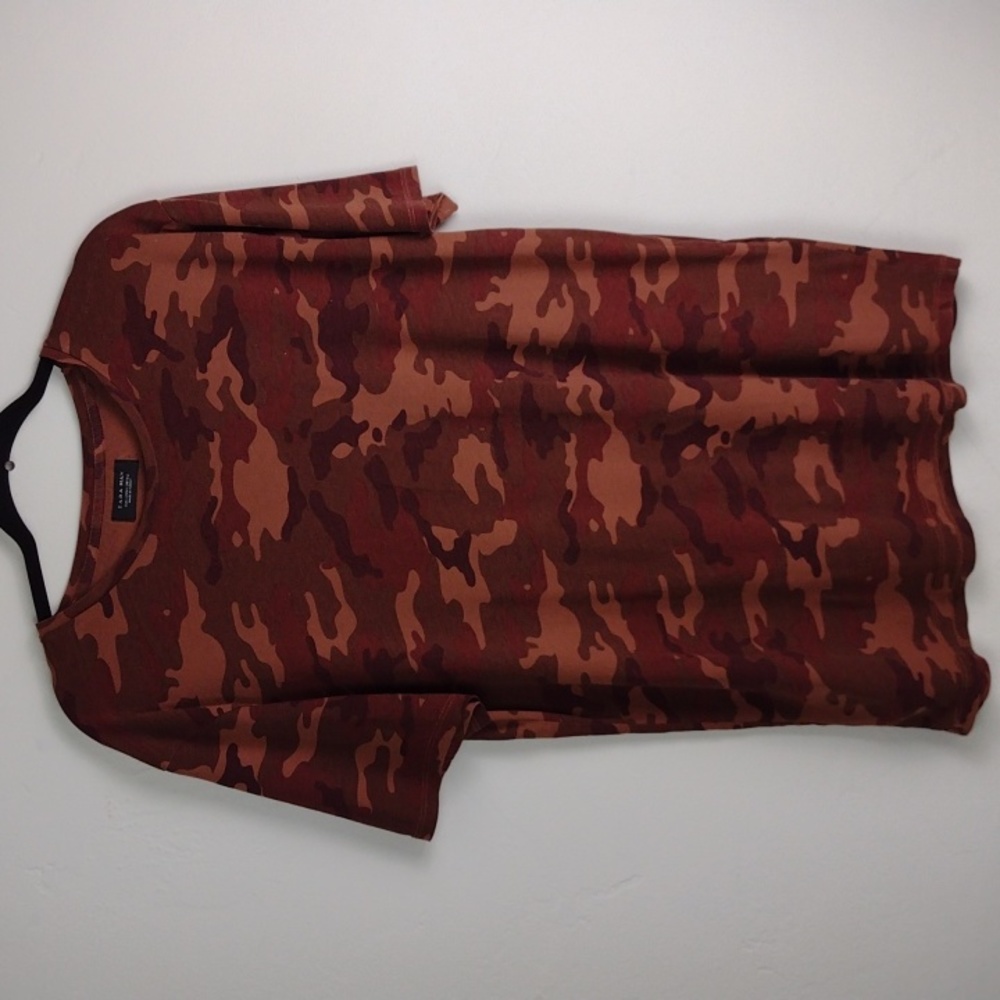 🌻 3 For $15 ZARA Red Dirt Road CAMO Tee SZ L